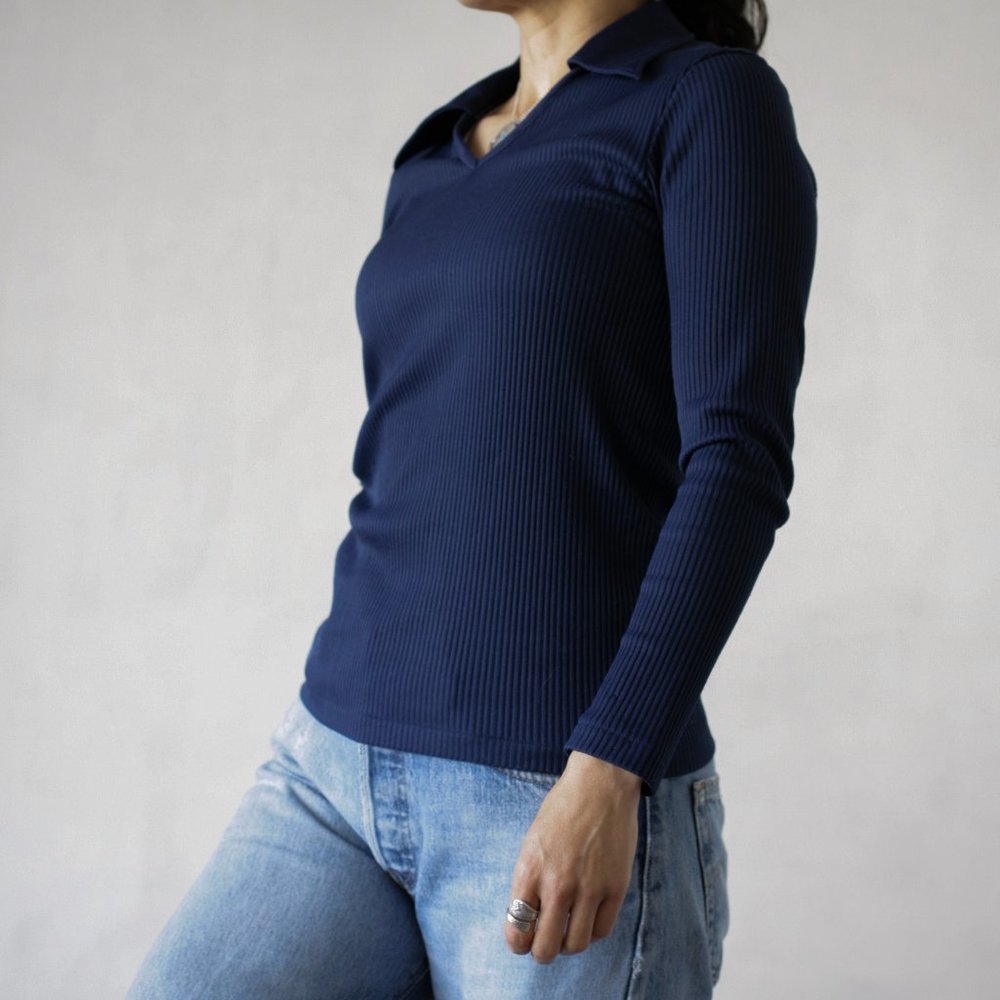Vintage dagger collar top